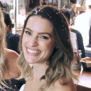 Meet your Posher, Olivia